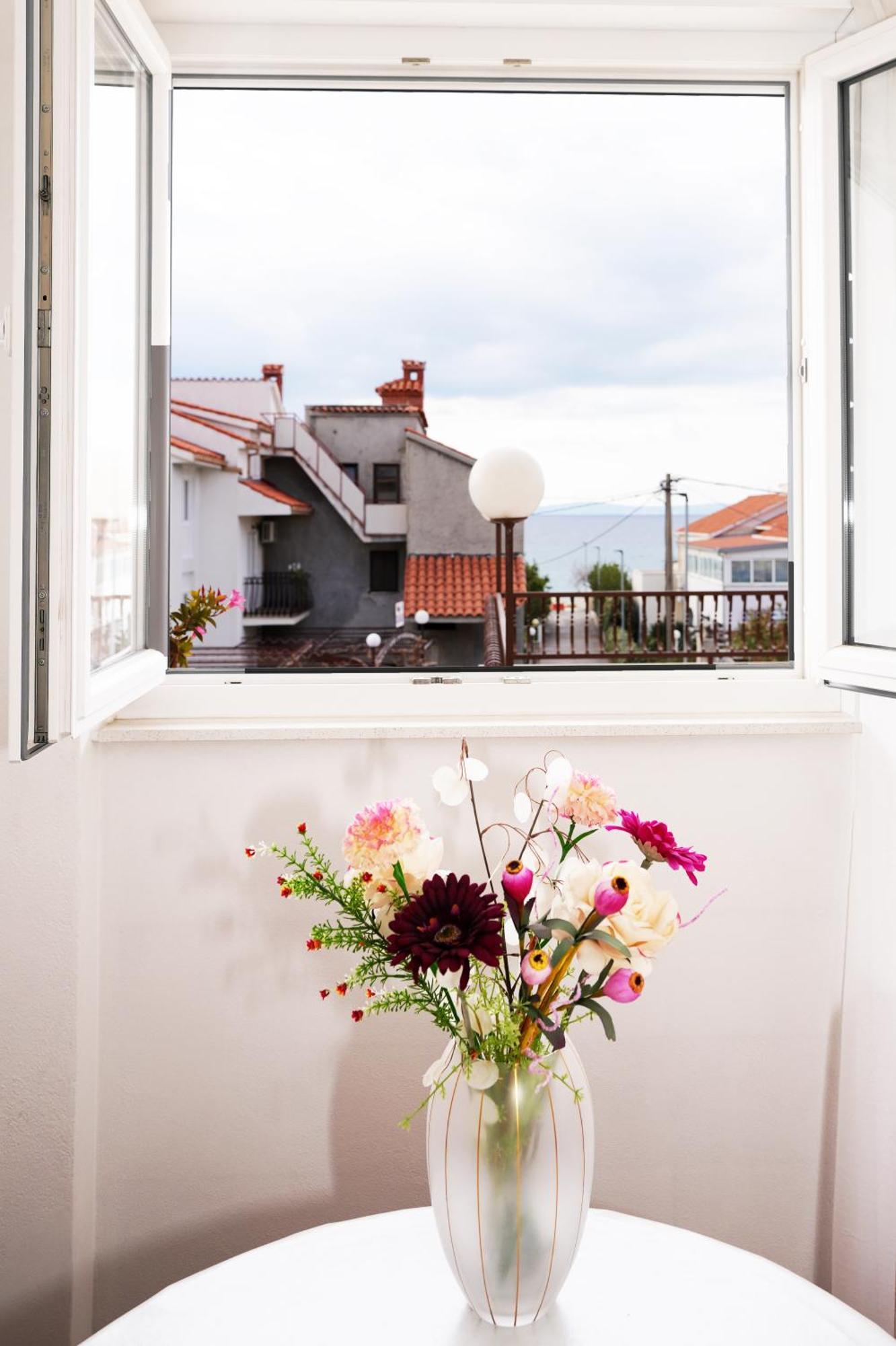 Apartment Beky Podstrana Bagian luar foto